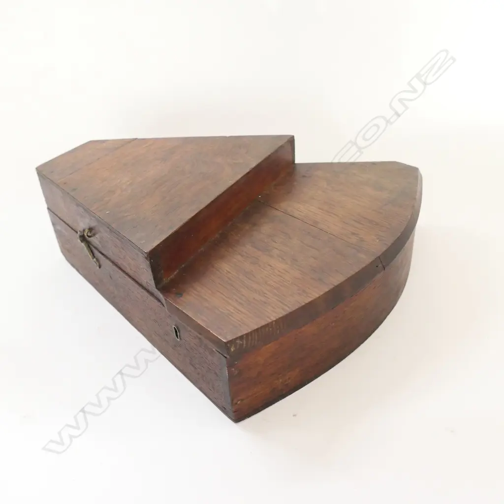 9½-INCH RADIUS EBONY OCTANT BY DOLLAND, LONDON... Image 1++